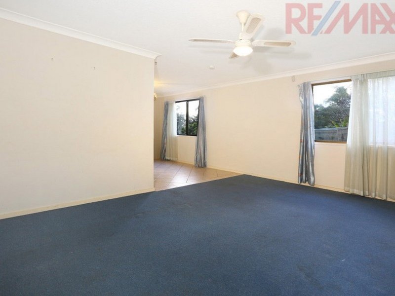 Photo - 4 Pilbara Pl , Worongary QLD 4213 - Image 15