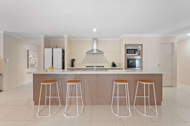 Photo - 4 Platypus Green, Baldivis WA 6171 - Image 2