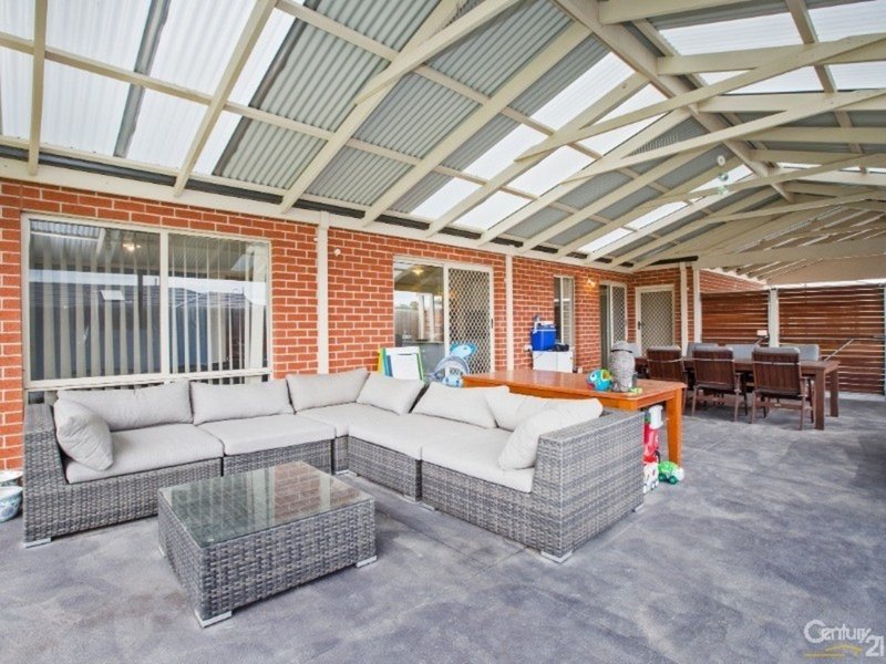 Photo - 4 Pomegranate Way, Pakenham VIC 3810 - Image 10