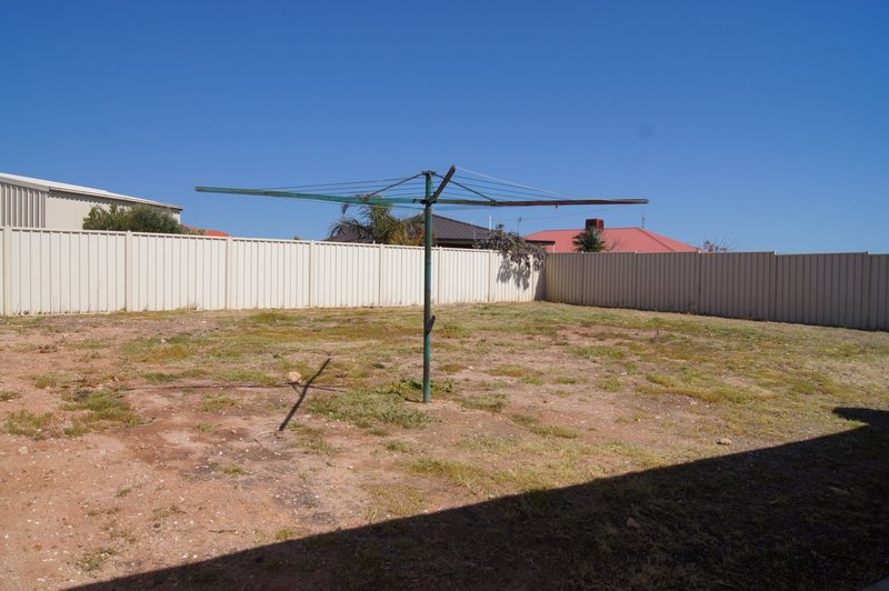 Photo - 4 Pommern Way, Wallaroo SA 5556 - Image 16