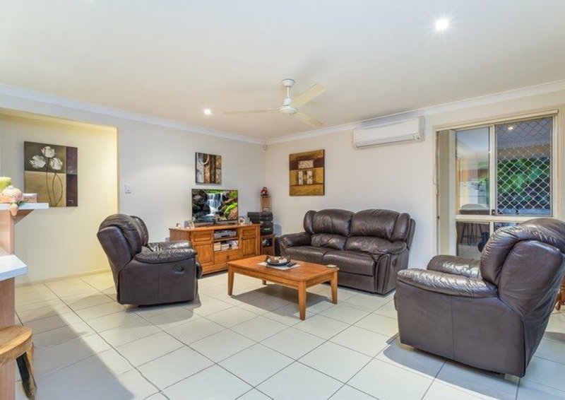 Photo - 4 Pomona Court, Deception Bay QLD 4508 - Image 4