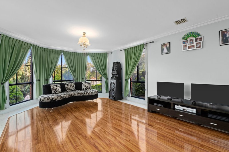 Photo - 4 Porsche Court, Epping VIC 3076 - Image 8