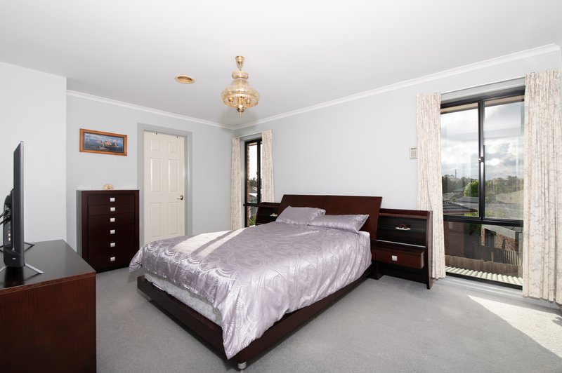 Photo - 4 Porsche Court, Epping VIC 3076 - Image 9