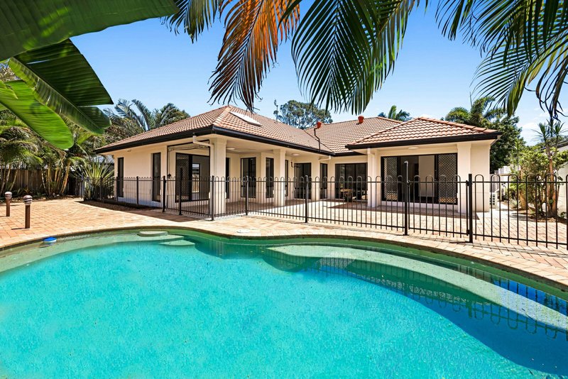 4 Portmarnock Court, Twin Waters QLD 4564