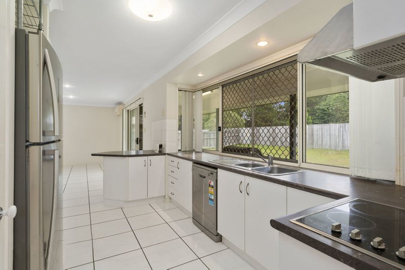 Photo - 4 Prairie Court, Morayfield QLD 4506 - Image 3