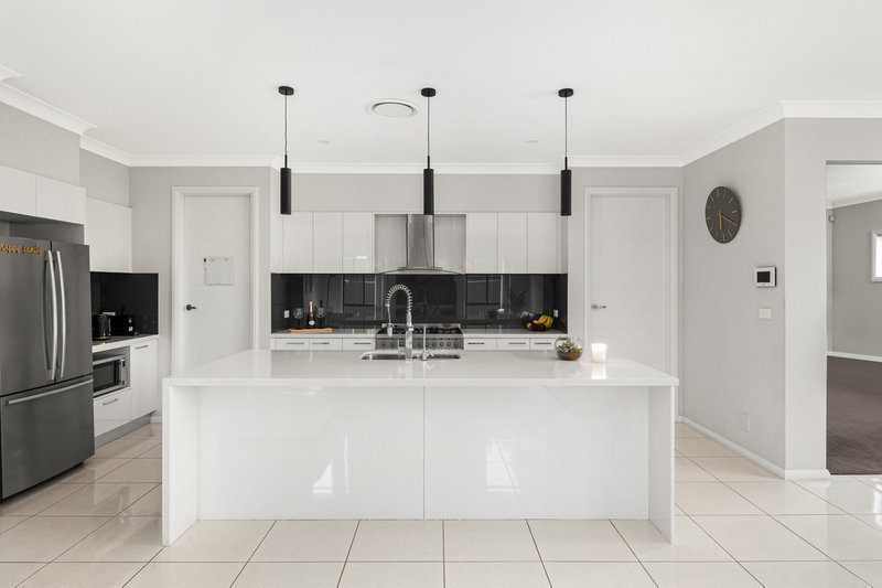 Photo - 4 Pratia Crescent, Marsden Park NSW 2765 - Image 6