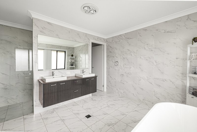 Photo - 4 Pratia Crescent, Marsden Park NSW 2765 - Image 10