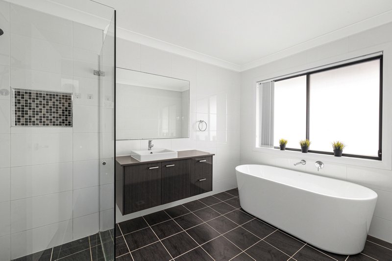 Photo - 4 Pratia Crescent, Marsden Park NSW 2765 - Image 13