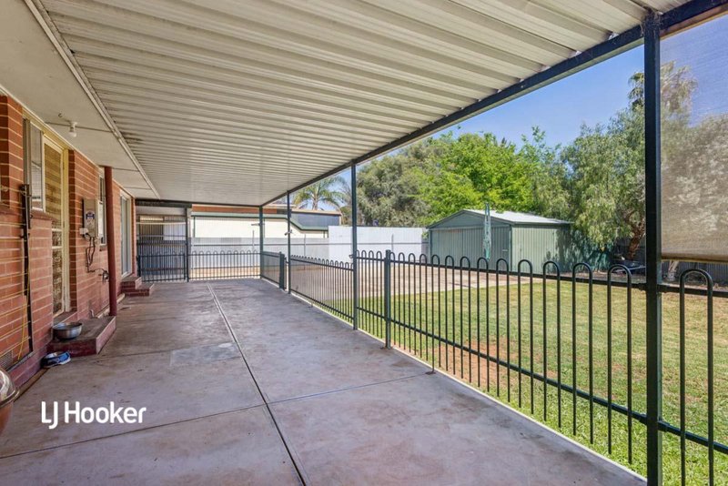 Photo - 4 Preston Street, Elizabeth Downs SA 5113 - Image 12