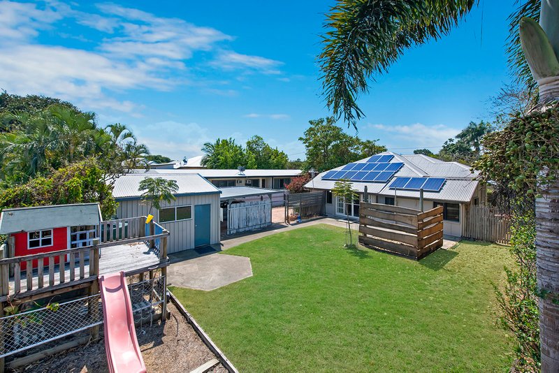 Photo - 4 Price Street, Belgian Gardens QLD 4810 - Image 9