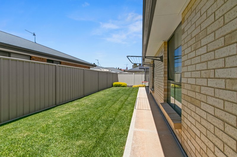 Photo - 4 Prince Street, Wallaroo SA 5556 - Image 11