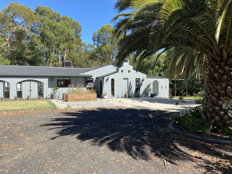 Photo - 4 Protea Court, Banksia Park SA 5091 - Image 1