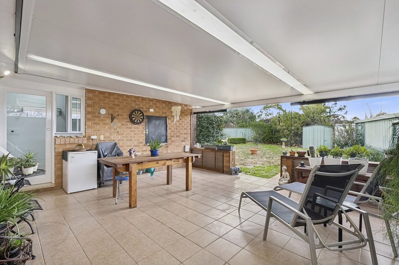 Photo - 4 Pulleine Crescent, Macgregor ACT 2615 - Image 17