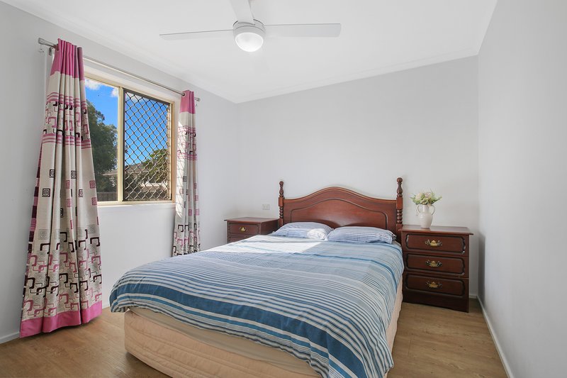 Photo - 4 Pyrenees Street, Carseldine QLD 4034 - Image 17