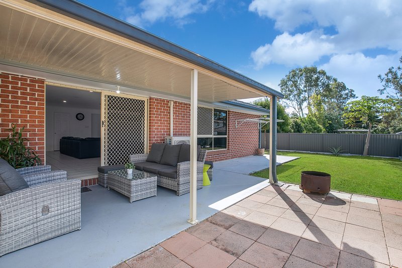 Photo - 4 Pyrenees Street, Carseldine QLD 4034 - Image 21