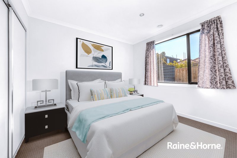 Photo - 4 Quarter Circuit, Springvale VIC 3171 - Image 6
