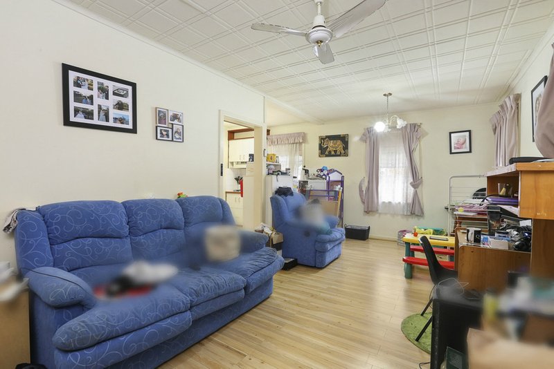 Photo - 4 Quebec Avenue, Corio VIC 3214 - Image 5