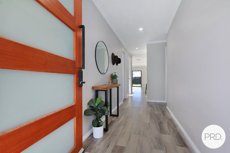 Photo - 4 Queensberry Road, Leneva VIC 3691 - Image 2
