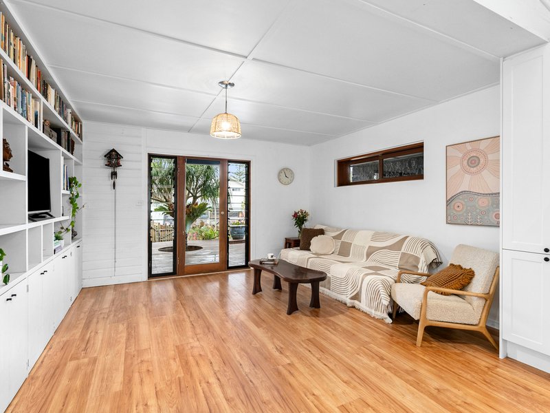 Photo - 4 Quigan Street, Kingscliff NSW 2487 - Image 12