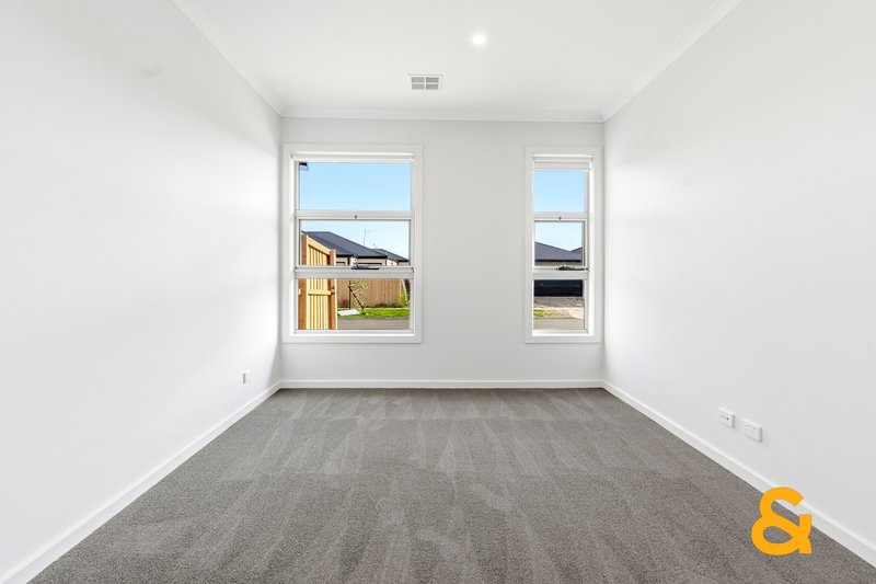 Photo - 4 Rainbow Street, Wollert VIC 3750 - Image 6