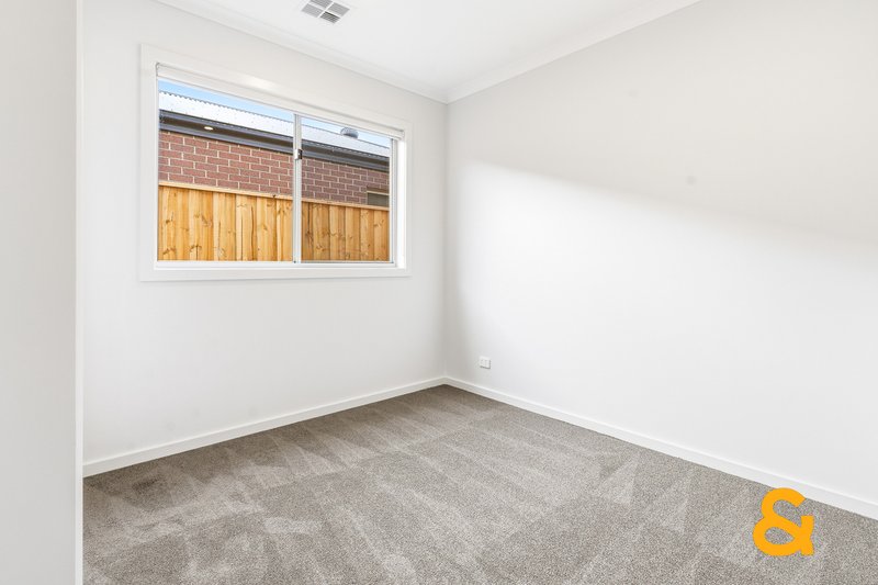 Photo - 4 Rainbow Street, Wollert VIC 3750 - Image 8