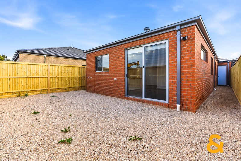 Photo - 4 Rainbow Street, Wollert VIC 3750 - Image 13