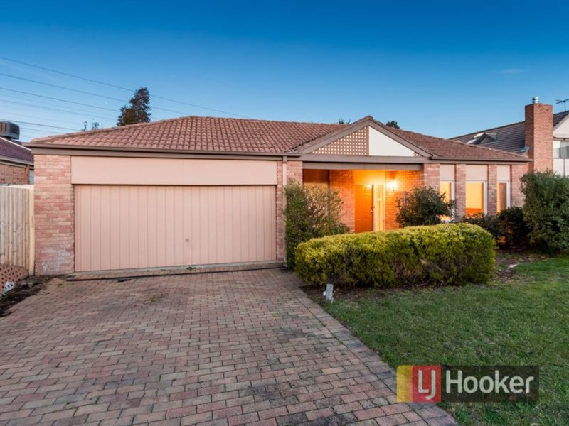 4 Raphael Street, Hallam VIC 3803