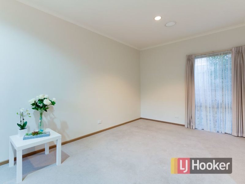 Photo - 4 Raphael Street, Hallam VIC 3803 - Image 6