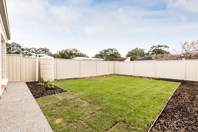 Photo - 4 Rathlin Avenue, Marion SA 5043 - Image 12
