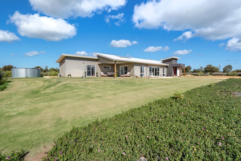 Photo - 4 Readhead Street, Rudds Gully WA 6532 - Image 22