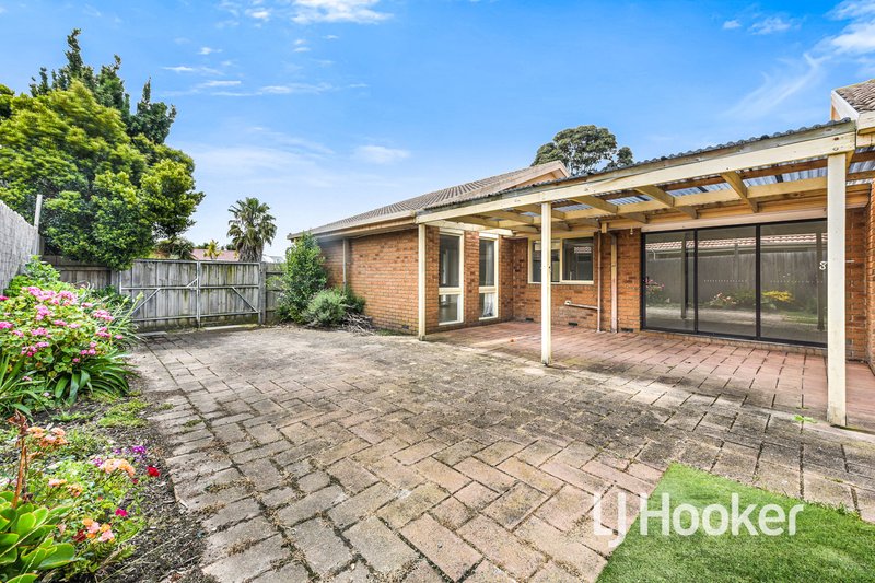 Photo - 4 Rebecca Court, Cranbourne North VIC 3977 - Image 16