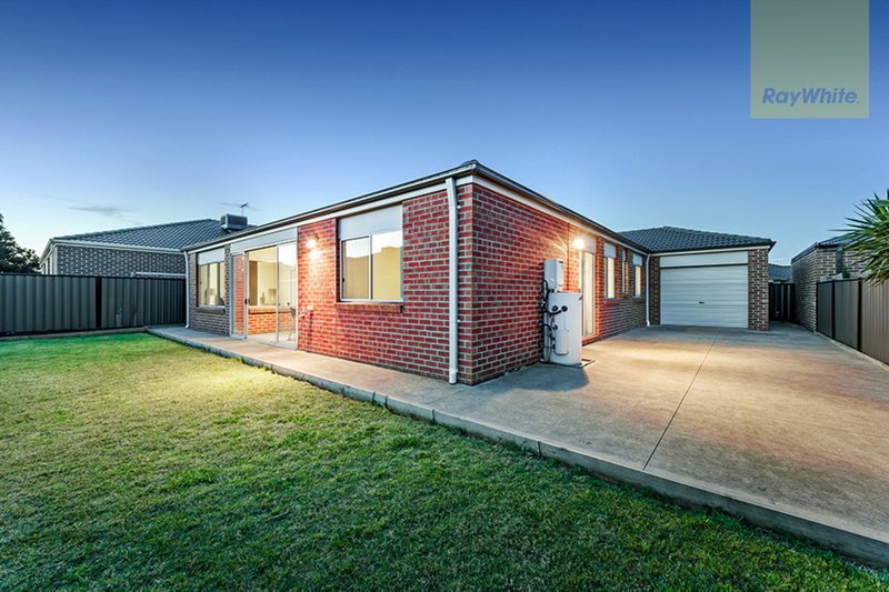 Photo - 4 Redheugh Street, Craigieburn VIC 3064 - Image 15