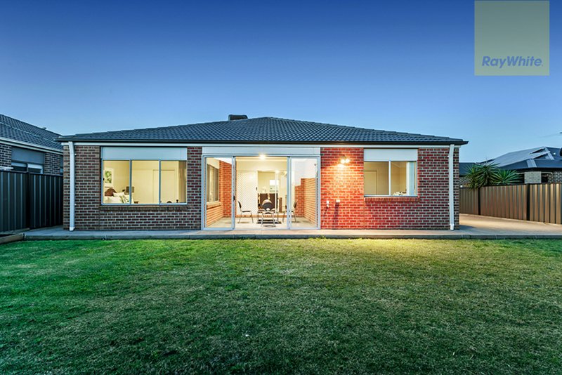 Photo - 4 Redheugh Street, Craigieburn VIC 3064 - Image 16