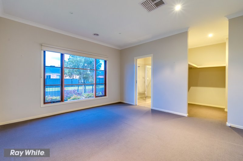 Photo - 4 Regal  Rd , Point Cook VIC 3030 - Image 6