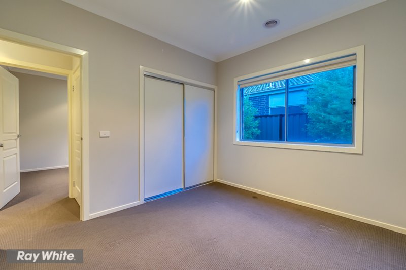 Photo - 4 Regal  Rd , Point Cook VIC 3030 - Image 11