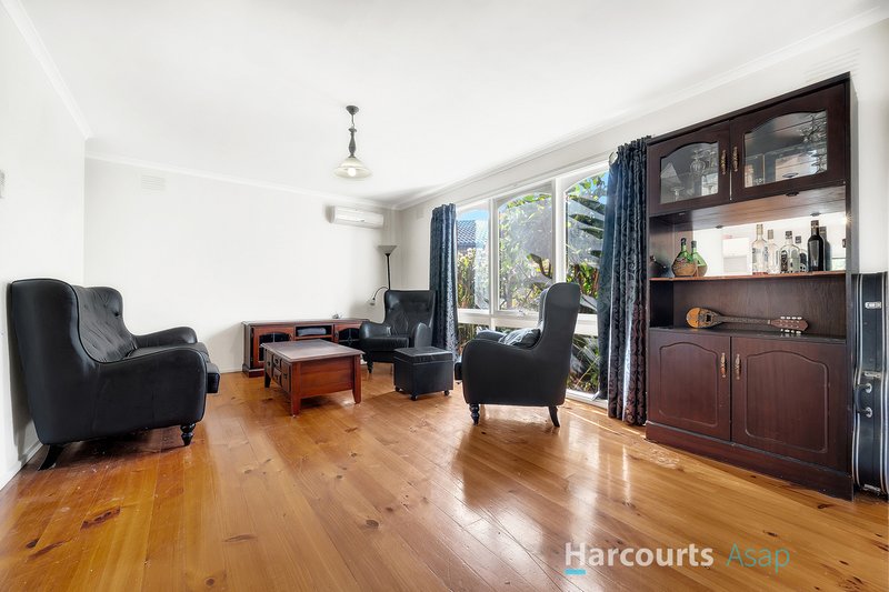 Photo - 4 Renbold Place, Mulgrave VIC 3170 - Image 2