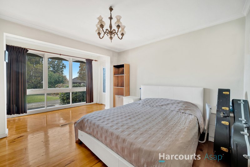 Photo - 4 Renbold Place, Mulgrave VIC 3170 - Image 8