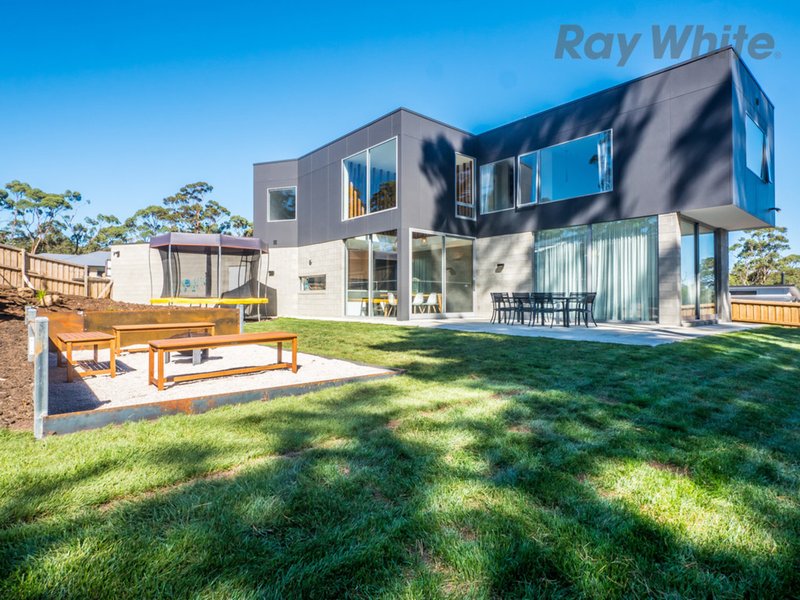 4 Ribbon Gum Court, Mount Nelson TAS 7007