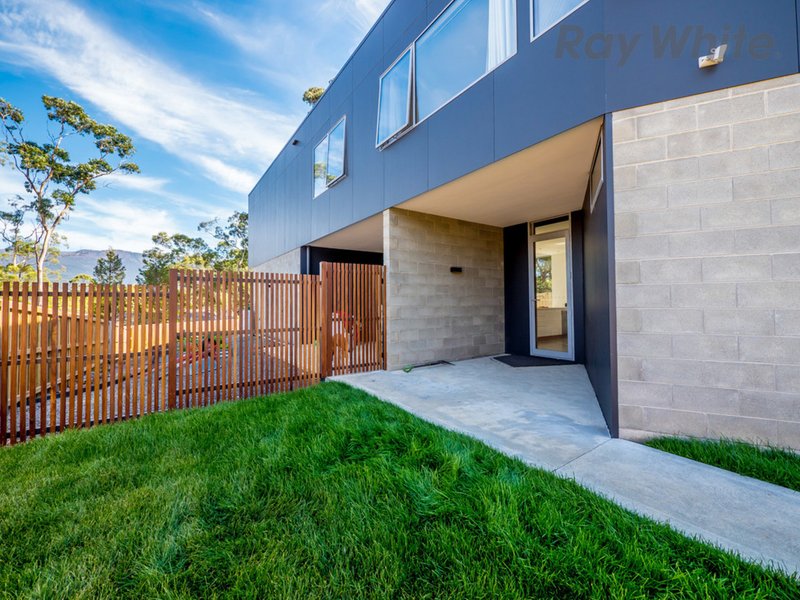 Photo - 4 Ribbon Gum Court, Mount Nelson TAS 7007 - Image 15