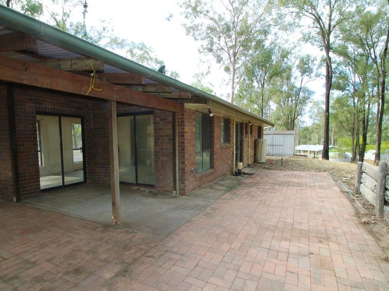 Photo - 4 Richwood Ct , Kensington Grove QLD 4341 - Image 3