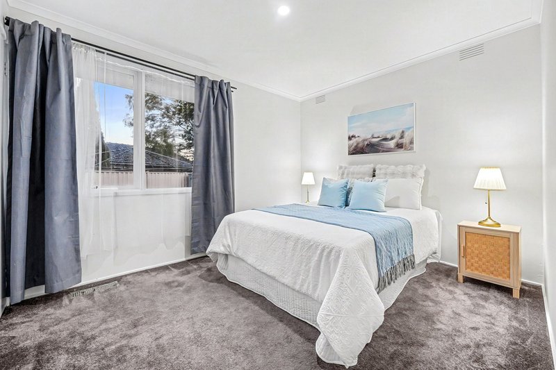 Photo - 4 Rickson Court, Springvale South VIC 3172 - Image 8