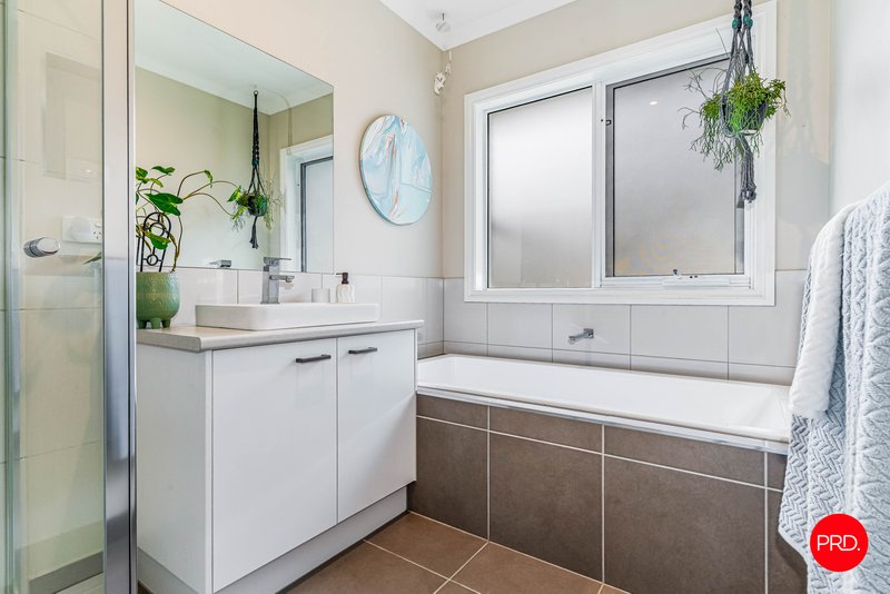 Photo - 4 Ritchie Drive, Kangaroo Flat VIC 3555 - Image 15