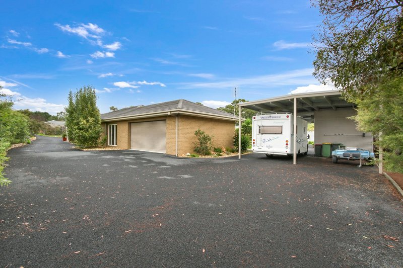 Photo - 4 River Gum Close, Eagle Point VIC 3878 - Image 15