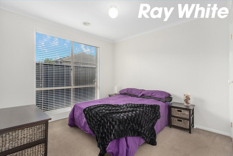 Photo - 4 River Red Grove, Pakenham VIC 3810 - Image 10