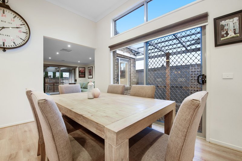 Photo - 4 River Rose Street, Greenvale VIC 3059 - Image 6