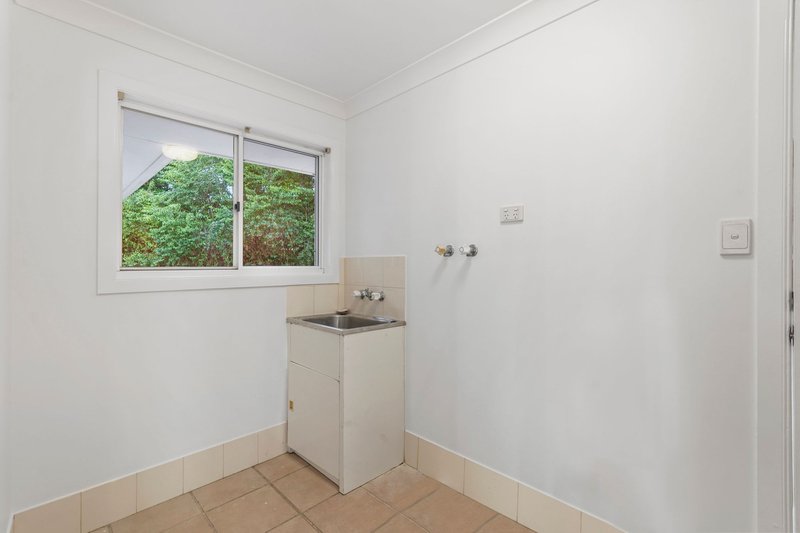 Photo - 4 Robertson Place, Fig Tree Pocket QLD 4069 - Image 13