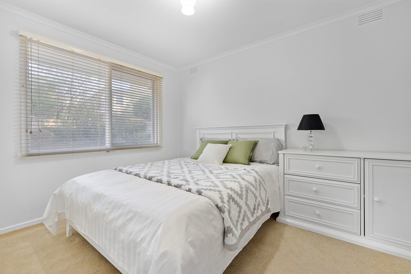 Photo - 4 Robin Court, Wantirna VIC 3152 - Image 12