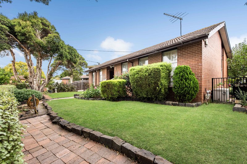 4 Rodwell Place, Gladstone Park VIC 3043