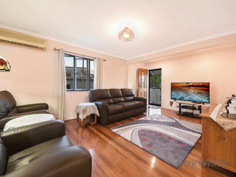 Photo - 4 Romney Street, Brighton QLD 4017 - Image 6