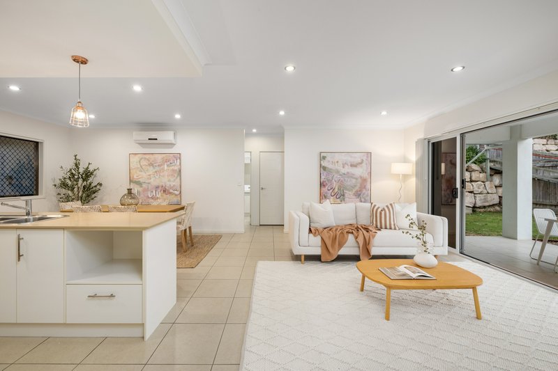Photo - 4 Romulus Circuit, Augustine Heights QLD 4300 - Image 8